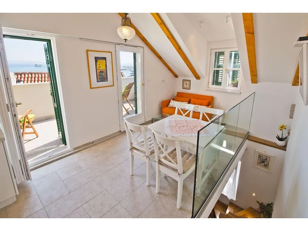 Town House Viva Apartament Split