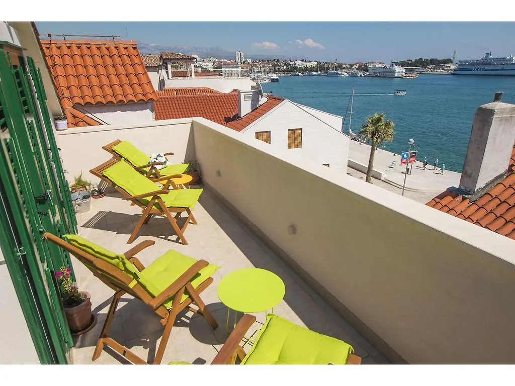 Town House Viva Apartament Split